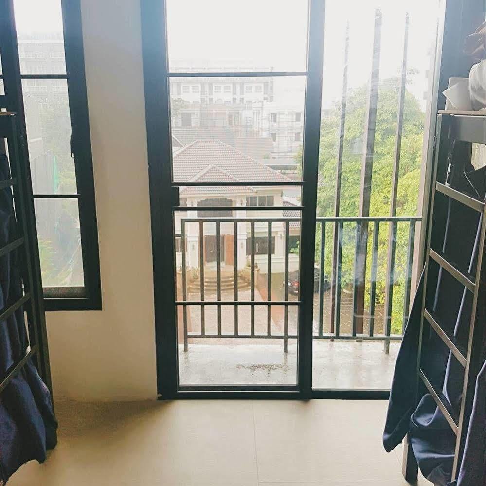 Bakeroom Hostel Chiang Mai Eksteriør billede
